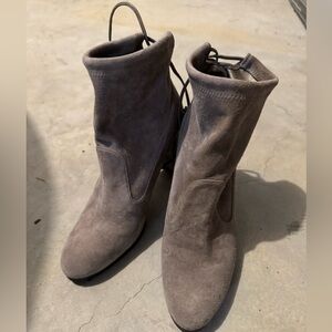 STUART WEITZMAN Suede Boots